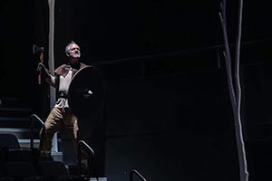 Giles Tomkins, bass-baritone