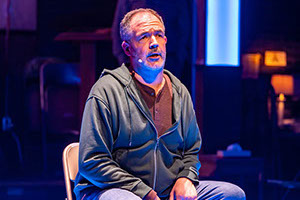 Giles Tomkins, bass-baritone