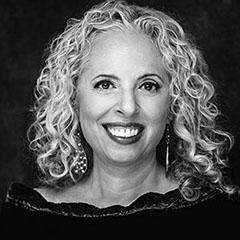 Maria Soulis, Mezzo-Soprano